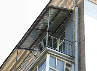 Ремонт крыши балконов